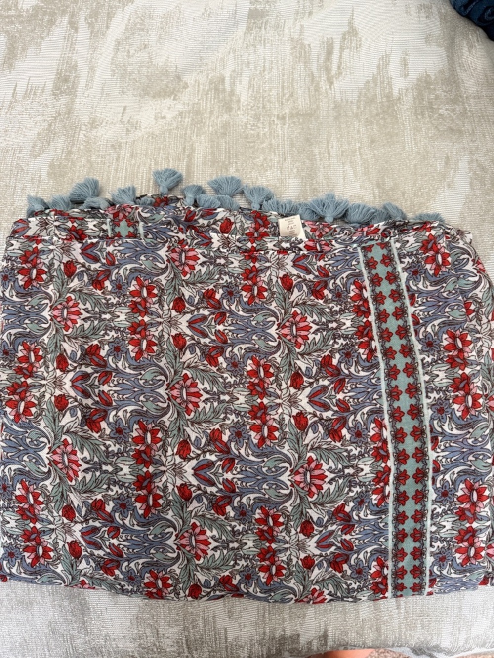 Women’s infinity scarf